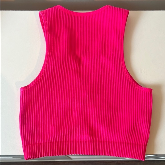 Aerie Cropped Tank Pink - Picture 2 of 6